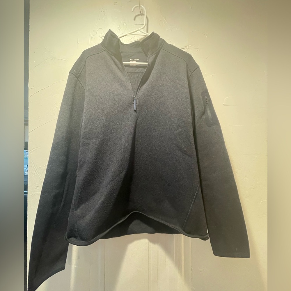 M’s Arc’Teryx Covert 1/2 zip Navy in Large